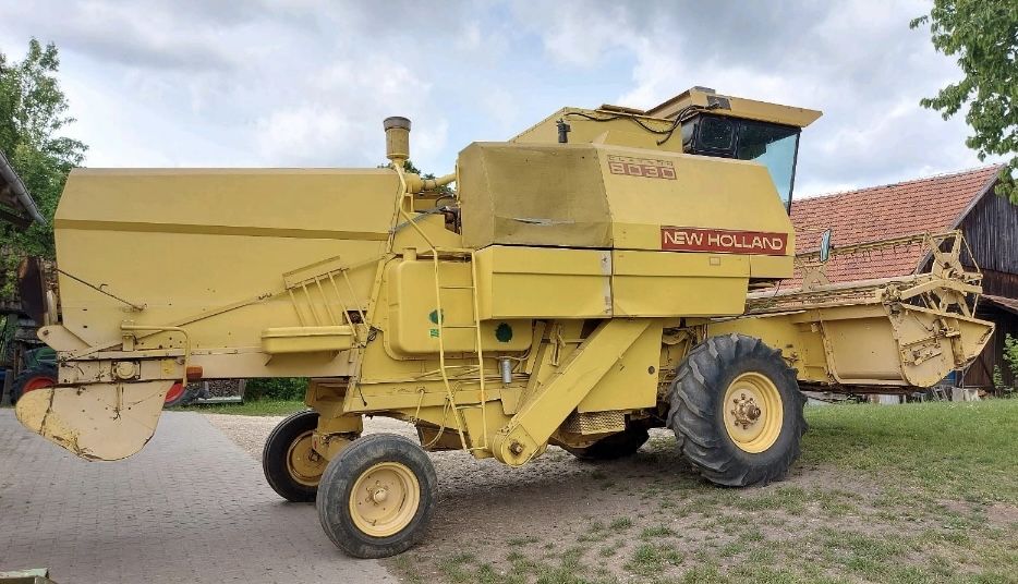 Combina New Holland 8030 cu clima