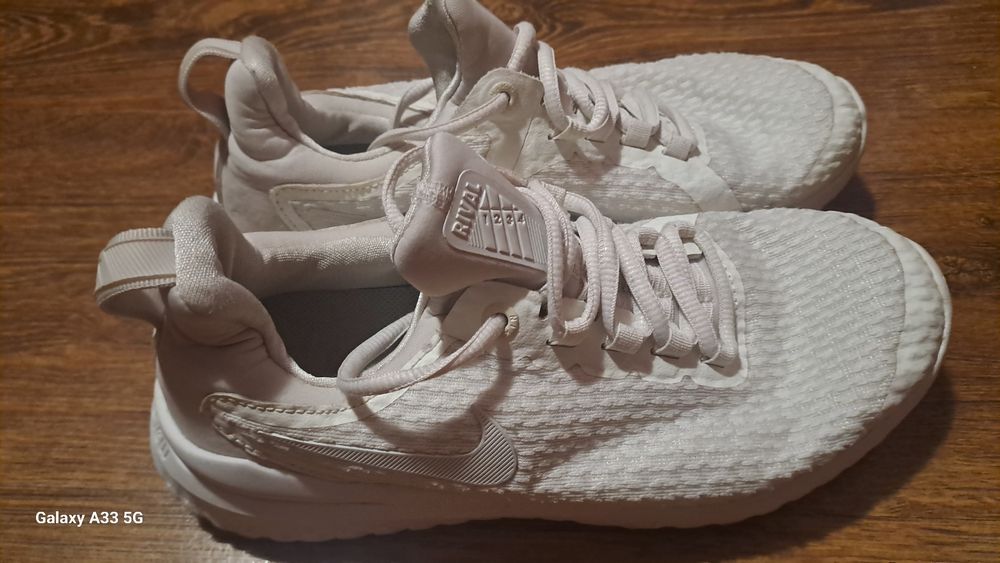 Дамски Маратонки Nike