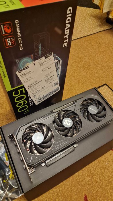 Plava video Gigabyte RTX 5060 Ti GAMING OC 16G, noua, garantie Emag.