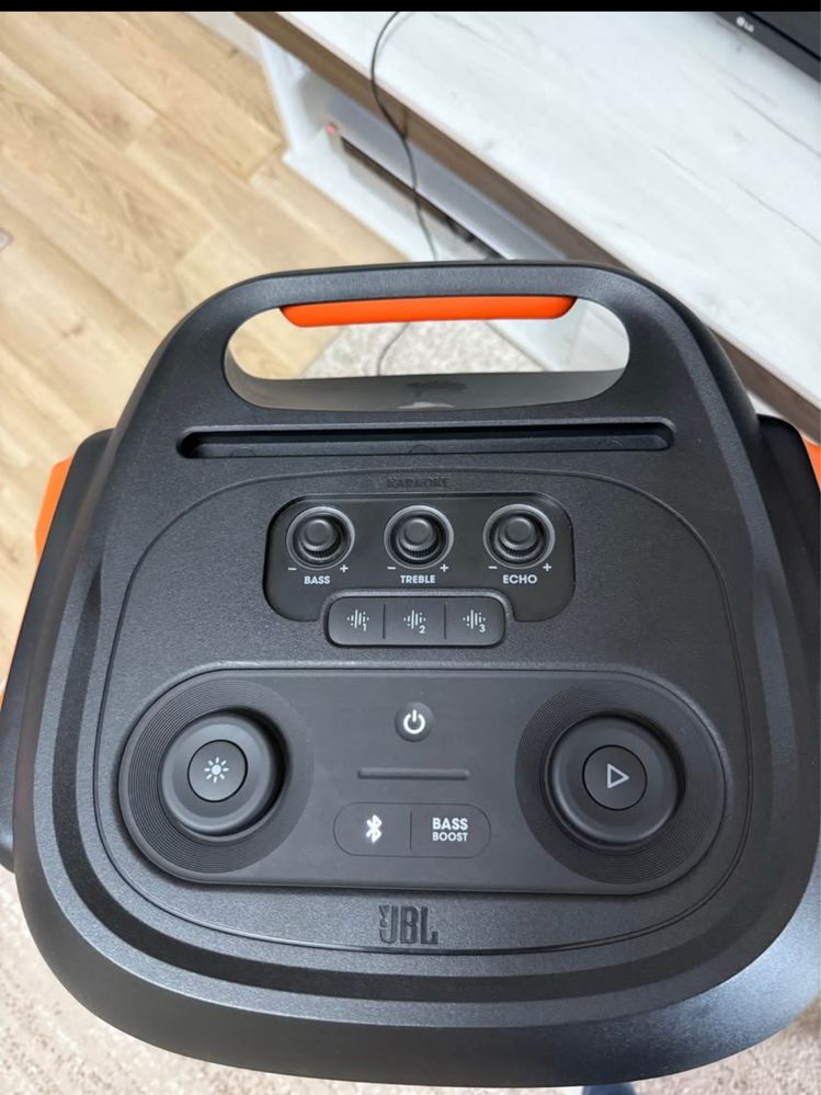 JBL Partybox 710