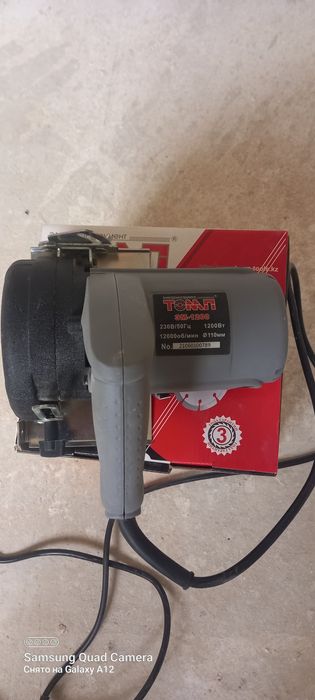 Продаю срочна пчёлка и дрель...доставка имеится