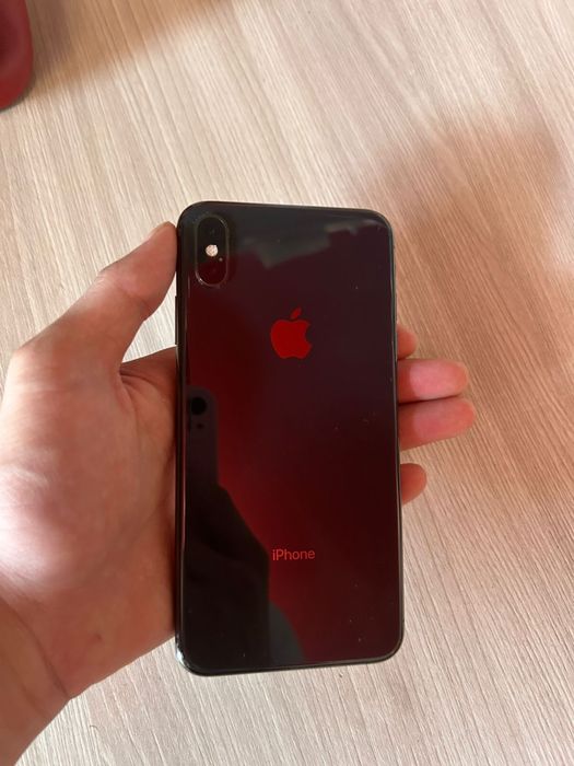 Айфон xs max в хорошем состоянии