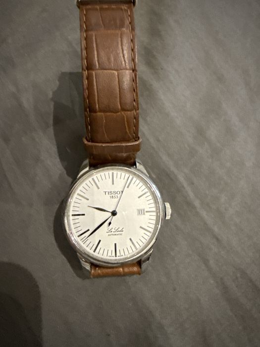 Tissot Le Locle часы