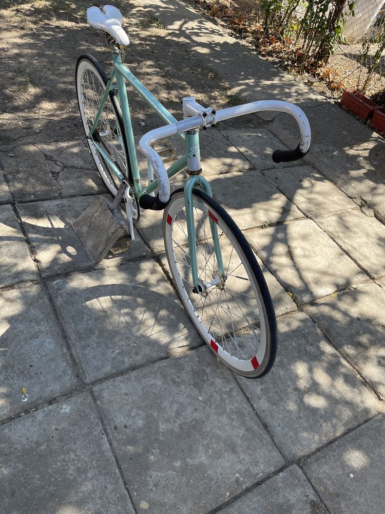 Vand bicicleta semi cursiera poze reale