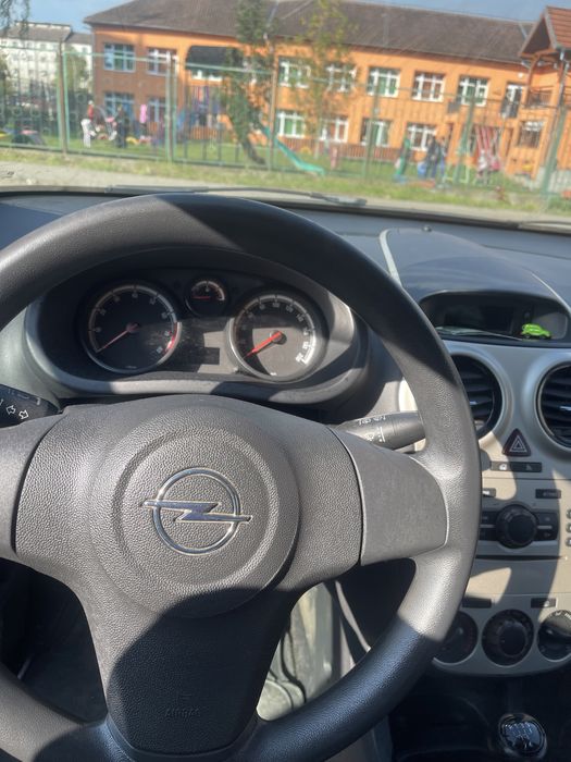 Vând Mașina Opel Corsa 1.2