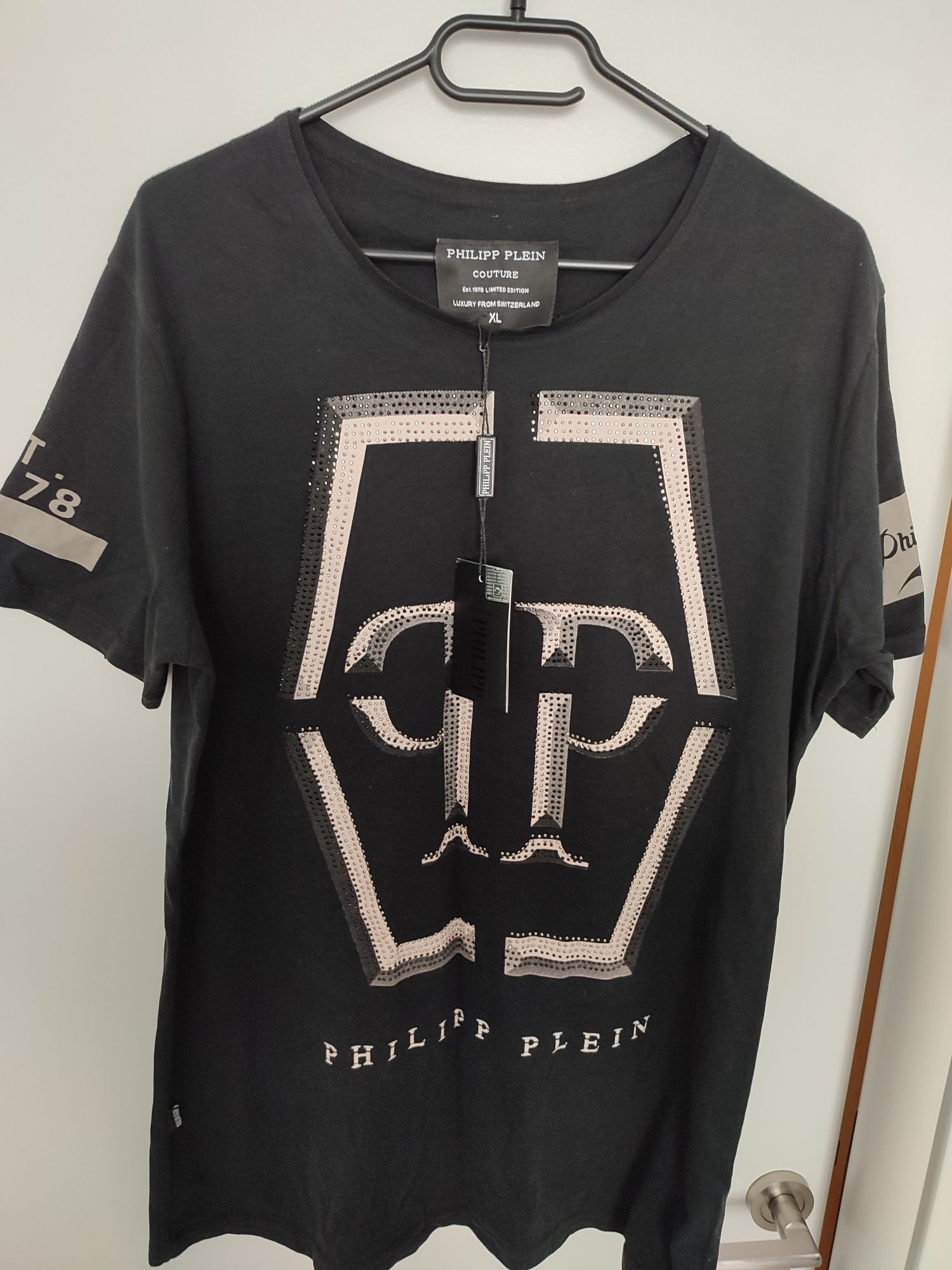 Vând tricou Philipp Plein -original cu certificat de autenticitate