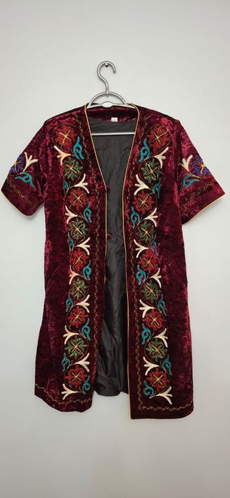 Чапан женский, новый.