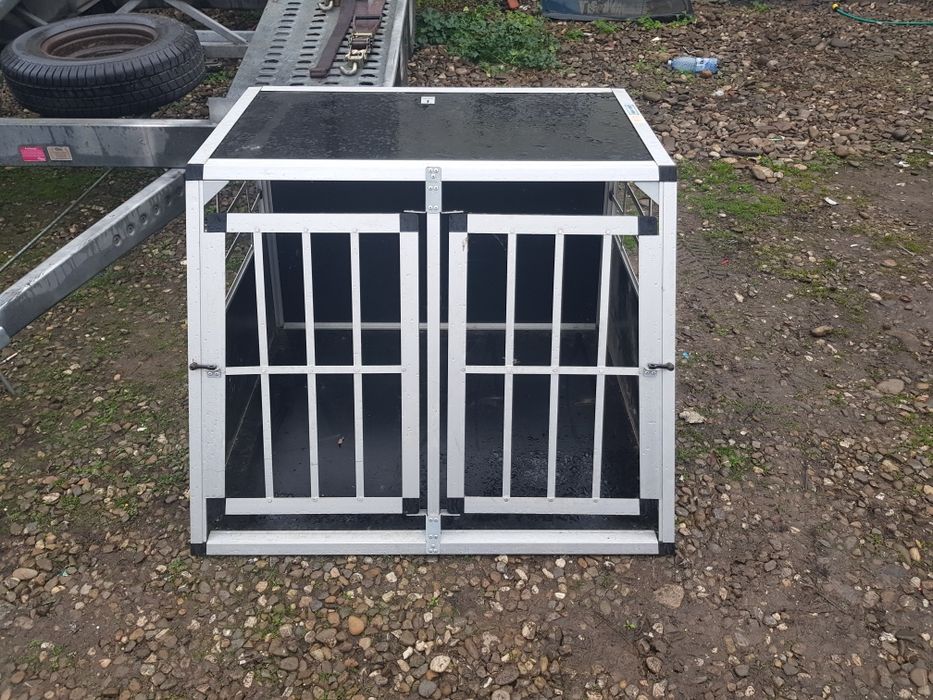 Vand cusca caine cu 2 usi