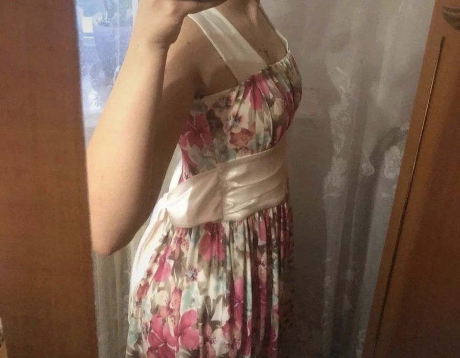 Rochie elegantă de vară pentru ocazii speciale