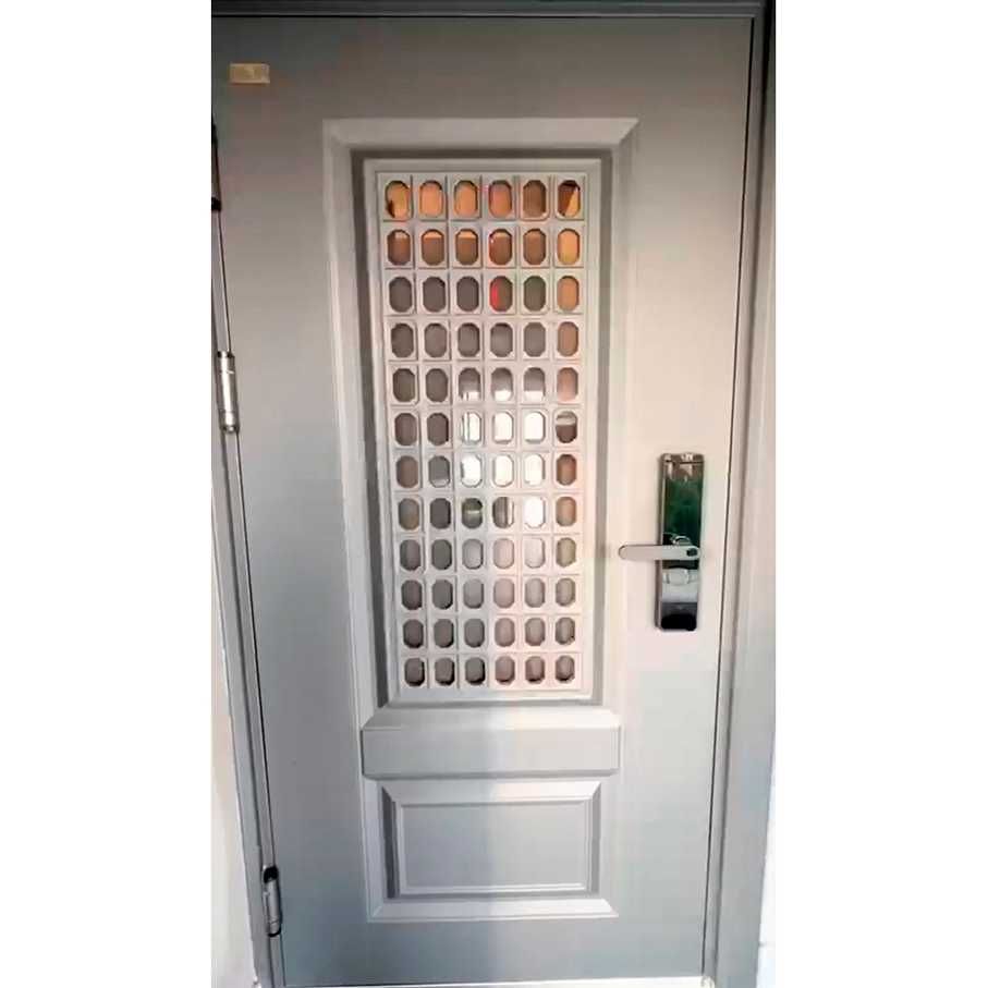 Дверь металлическая с вентиляционной створкой и электронным замком