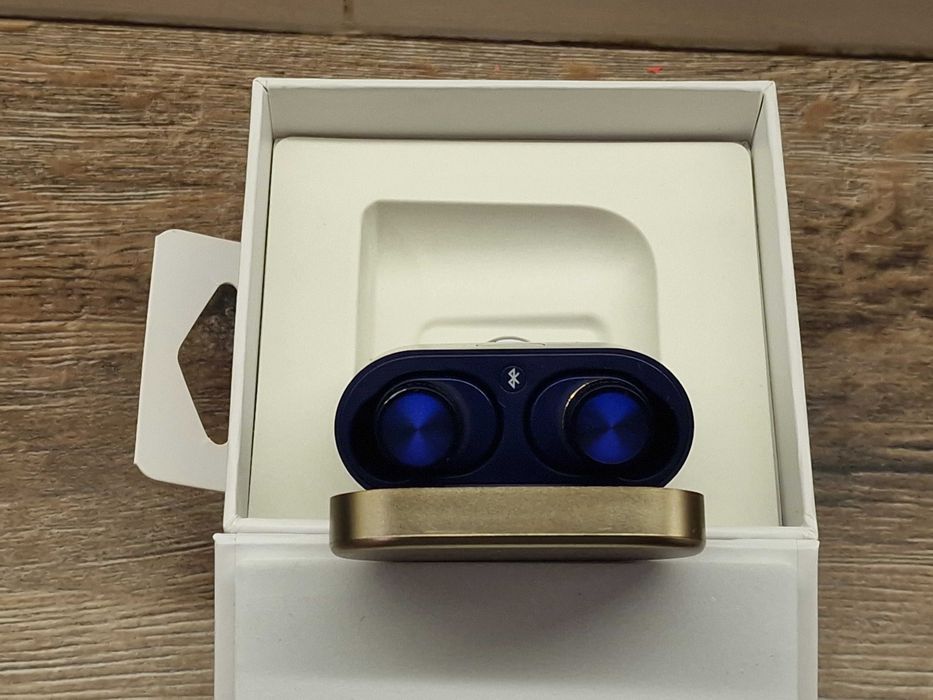 Слушалки Bower&Wilkins PI7