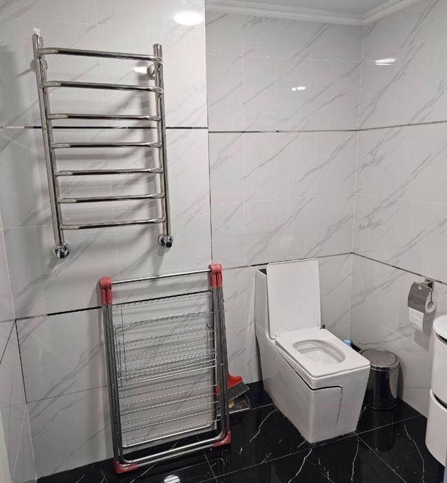 Milliy bogʻ metrosi yonida Arenda bezmakler