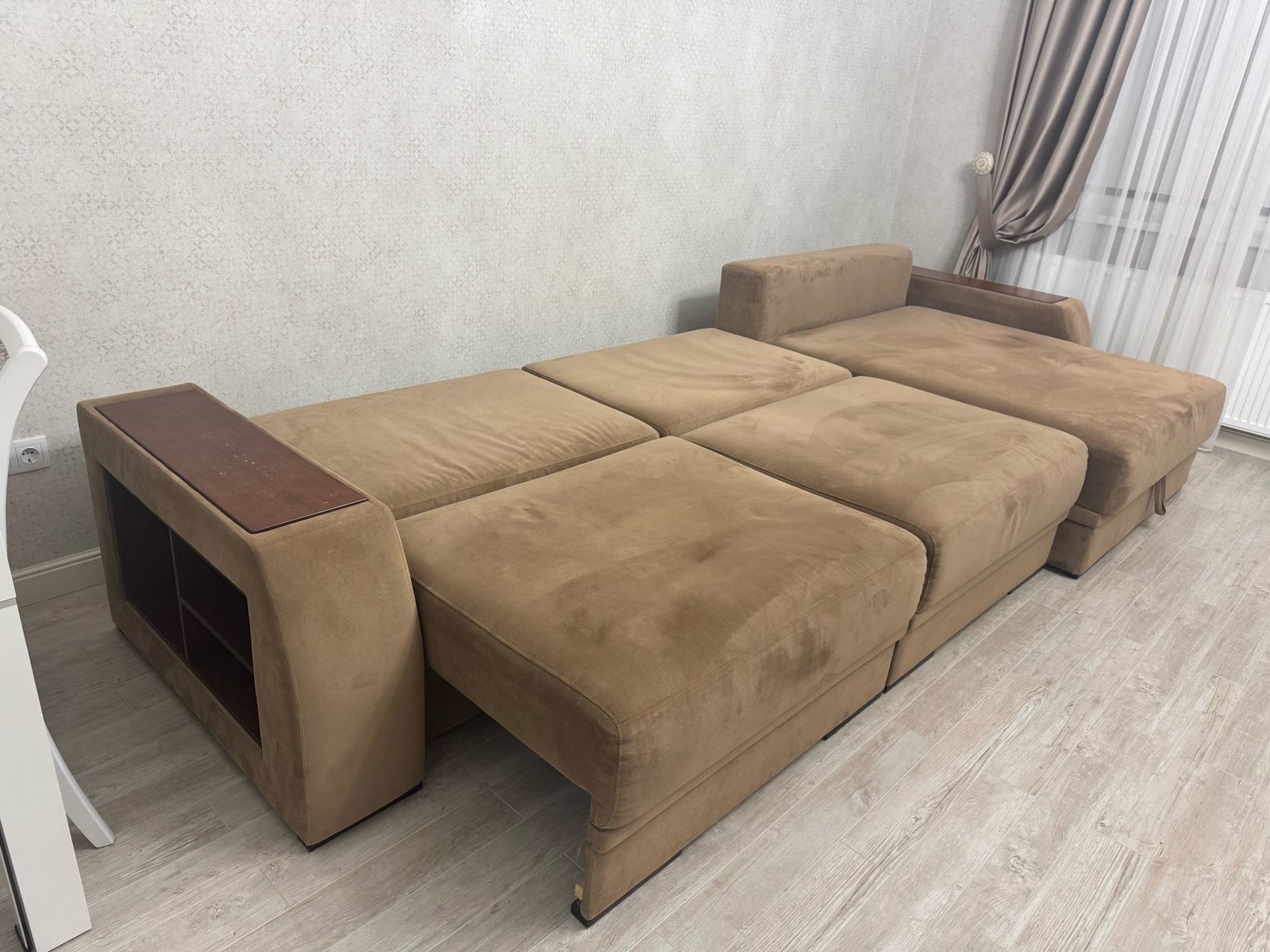 Продам диван в отличном состоянии
