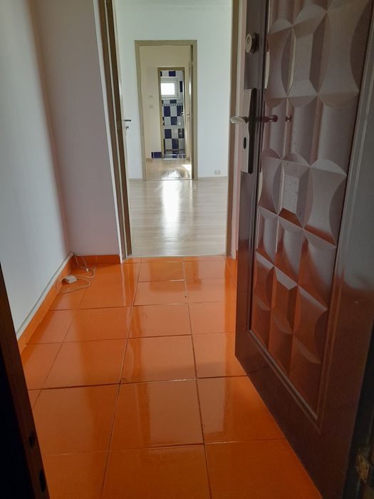URGENT apartament cu 3 camere