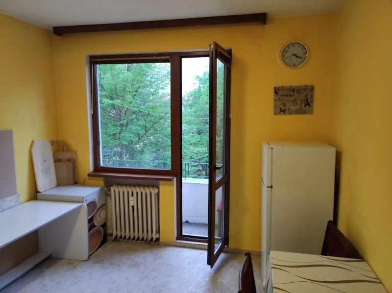 Дава се под наем Двустаен апартамент в София, Гео Милев - 55 кв.м за 400 € - Снимка #1