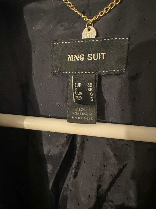 Sacou damă MNG, nou, mărime S (36/8), elegant office, negru cu dungi