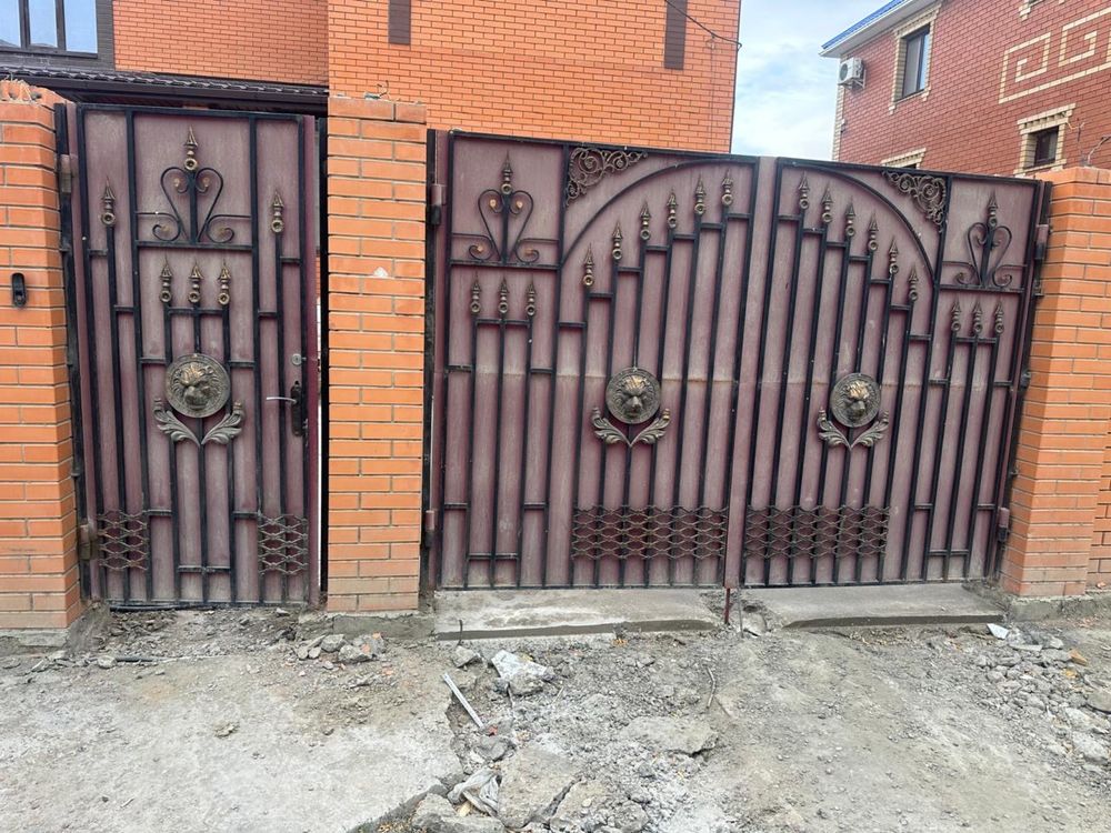 Продам ворота с калиткой