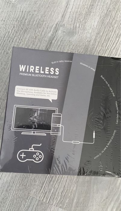 Casti Wireless 8S HI-FI Stereo Microfon cu Micro SD pt TV PC Telefon