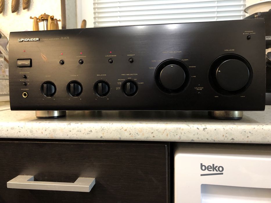 Pioneer A-602 стерео