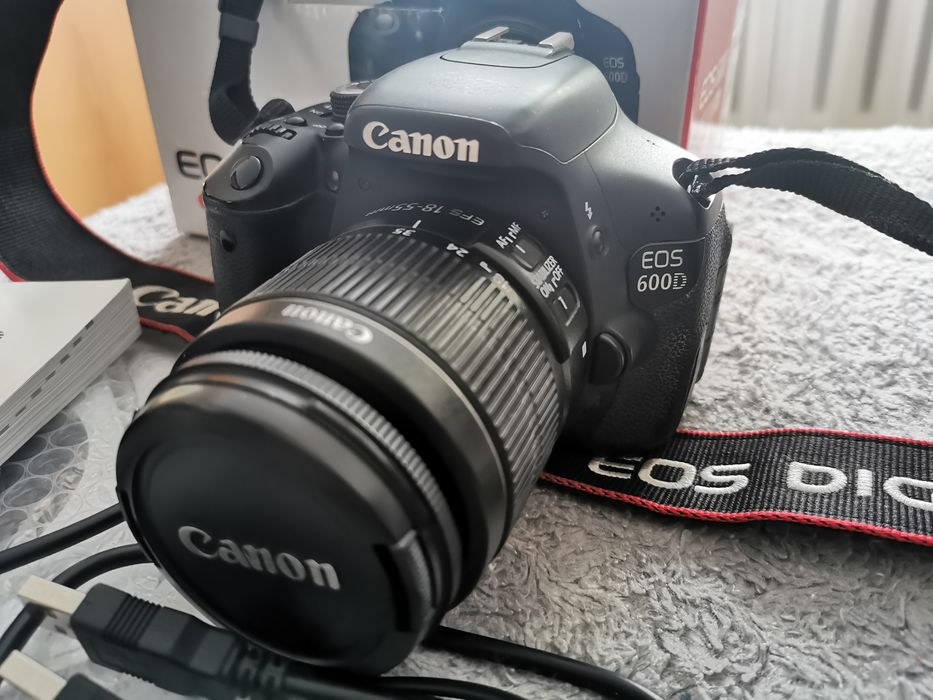 Продам canon 600d