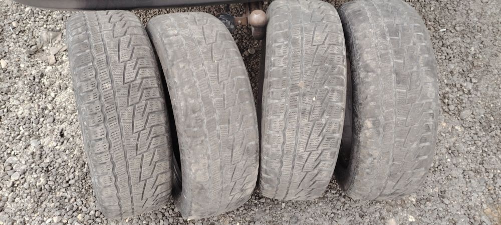 Шины зимние размера 16
