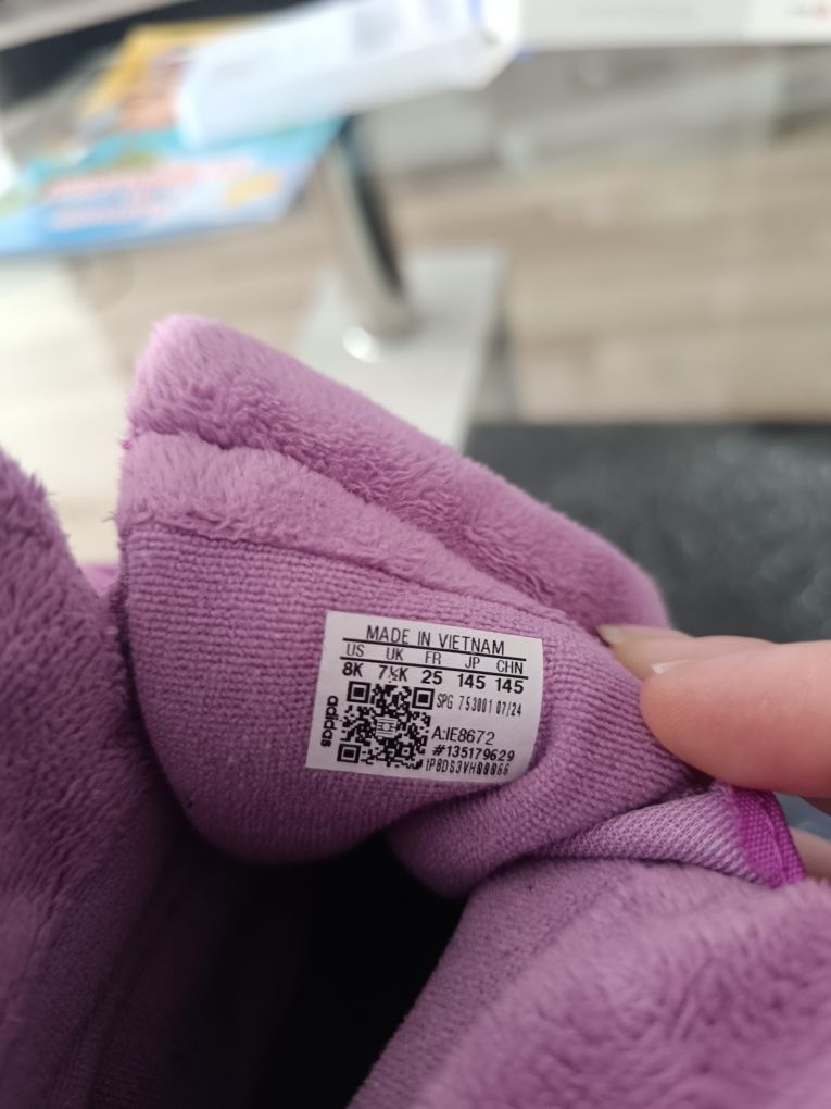 Ботуши Adidas ном 25