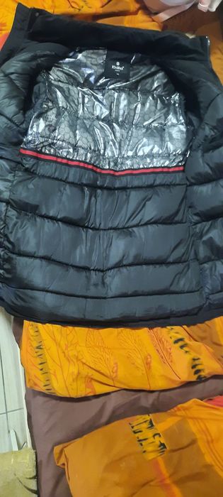 Продам зимнюю мужскую куртку