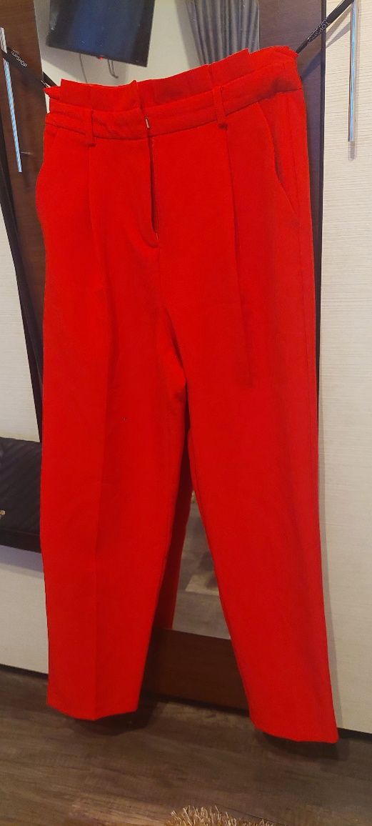 Pantalon elegant cu talie înaltă