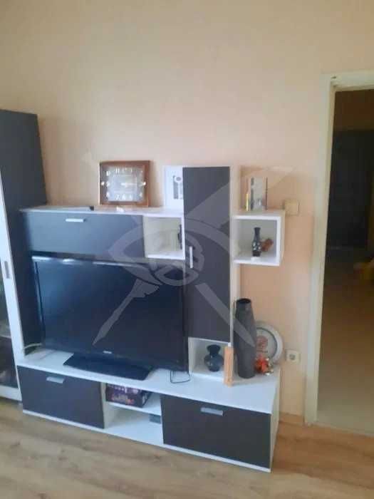 Продава се Тристаен апартамент в Пловдив, Кючук Париж - 115 кв.м за 1030 €/кв.м - Снимка #2