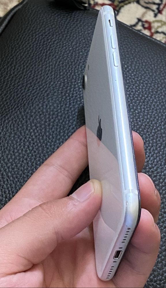Iphone se srochna