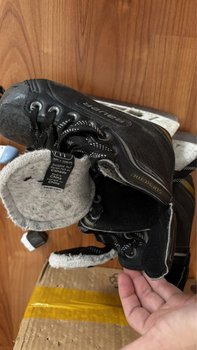 Коньки продам