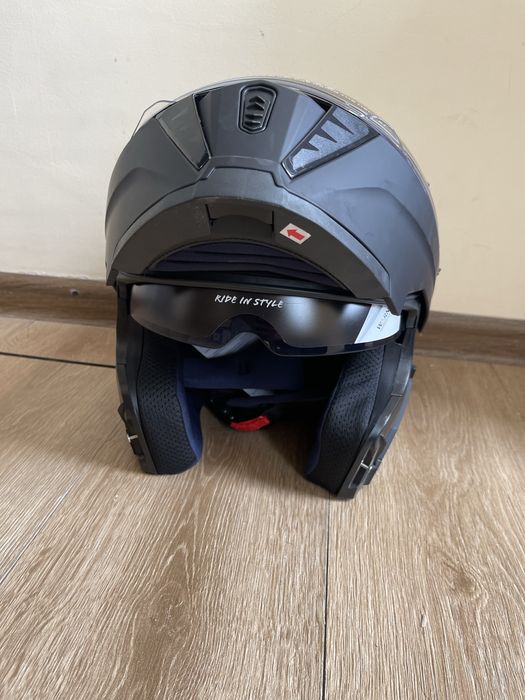 Мотошлем (kaska)