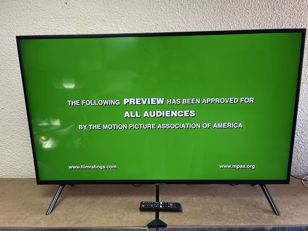 Телевизор Samsung UHD 4K LED 49” Smart|Wi-Fi - UE49NU7170U