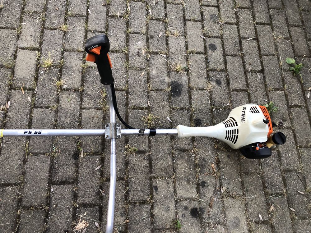 Продавам Stihl fs55 моторна коса, бензинов тример
