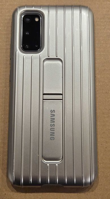 Продавам Samsung S20, 128 GB + 256 GB Card, Case, Protector