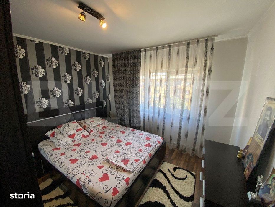 Apartament 3 camere, decomandat, zona Ampoi 3