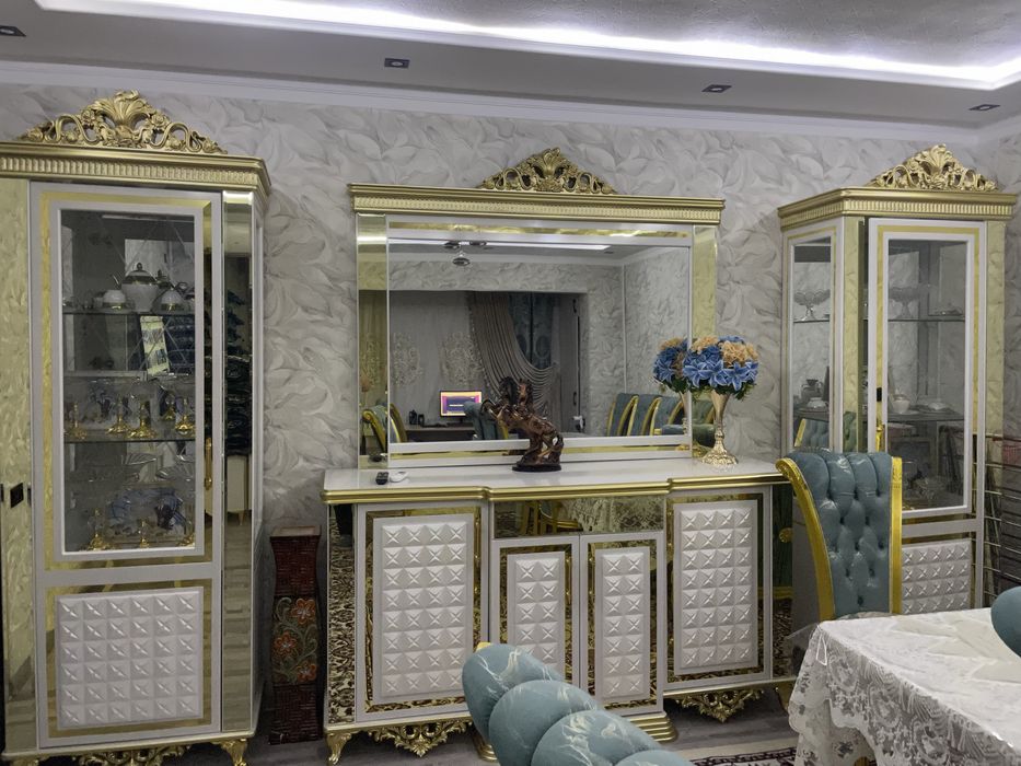 Mehmonhona uchun gorka, stenka mebel sotiladi