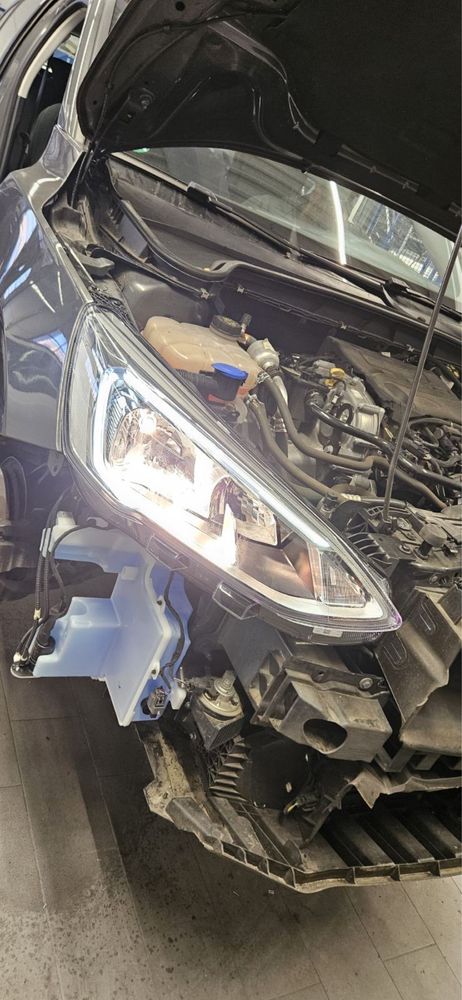 Фар за Ford Focus LED JX7B-13W029
