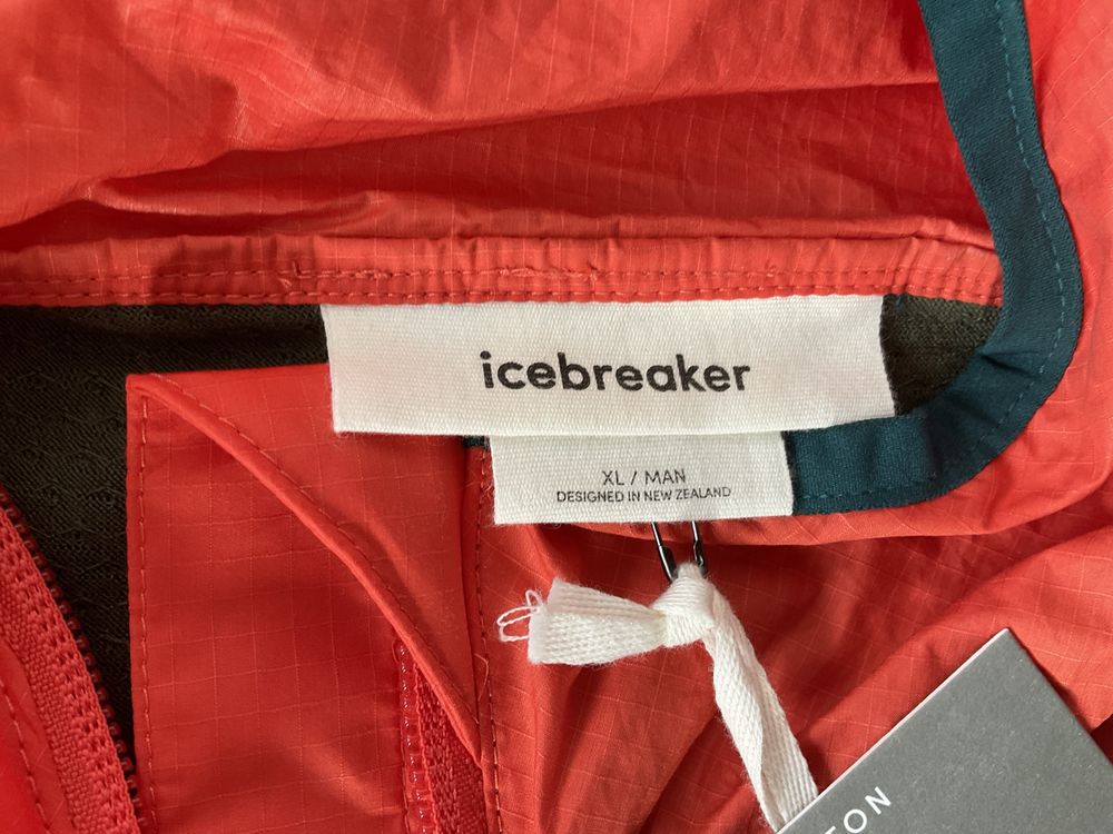 Icebreaker Windbreaker noua cu etichete