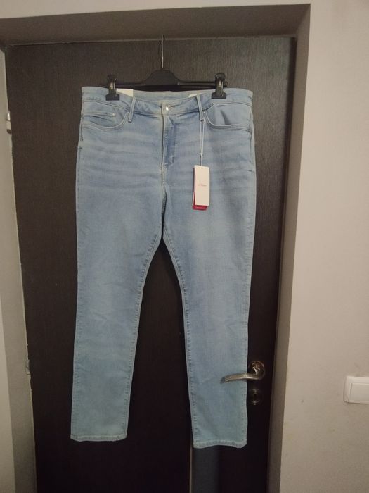 Lot de haine pentru revânzare