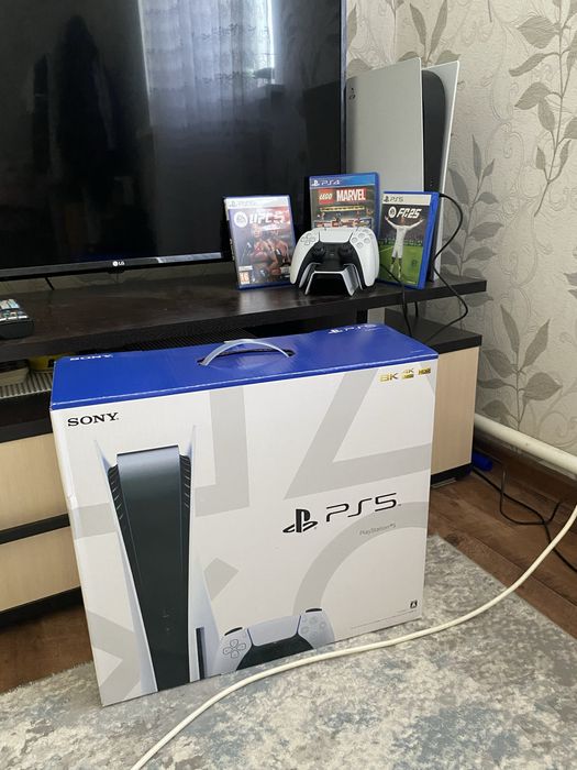 продаю пс5 новую