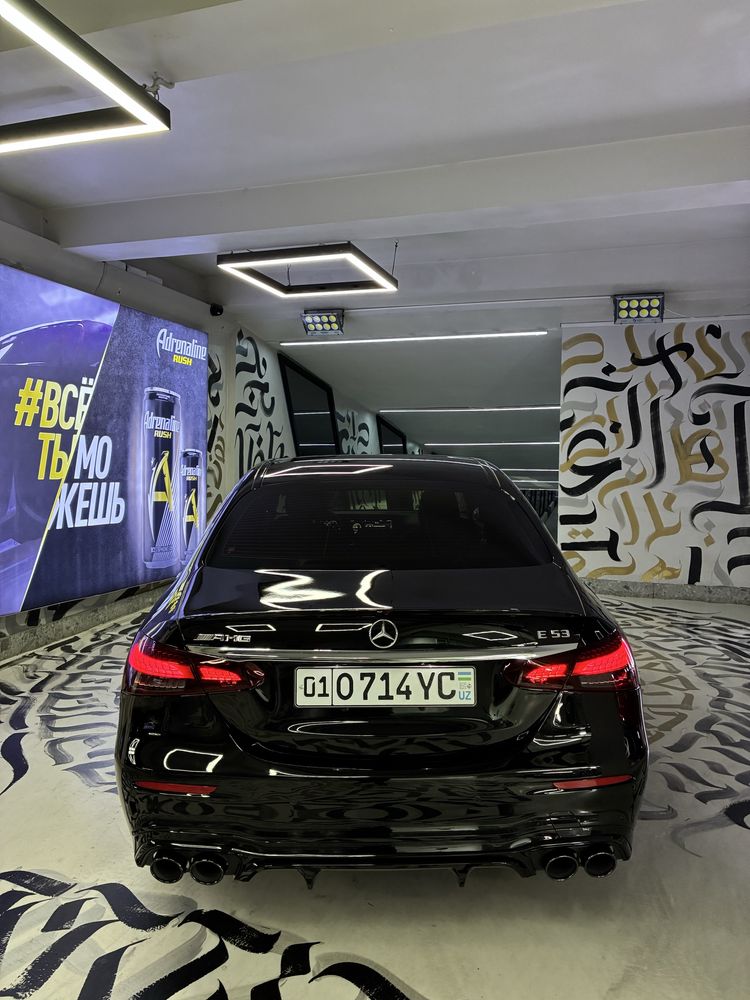 Mercedes Benz E200