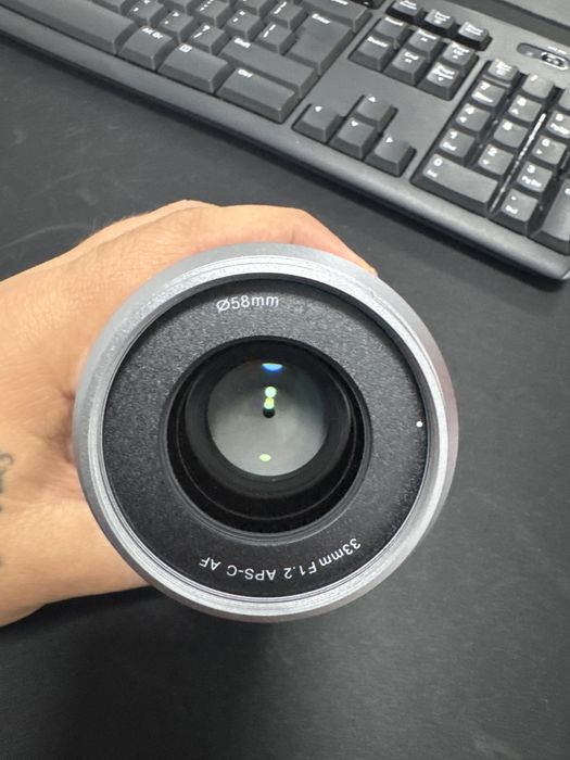 Obiectiv sirui 33mm f1.2 mount e