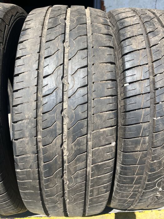 4 бр. гуми за бус 225/65/16C Semperit 3x9 mm 2x7 mm DOT 0218