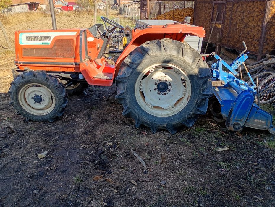 Vând tractor japonez Hinomoto 36cp cu freză 4x4  0732-605_855