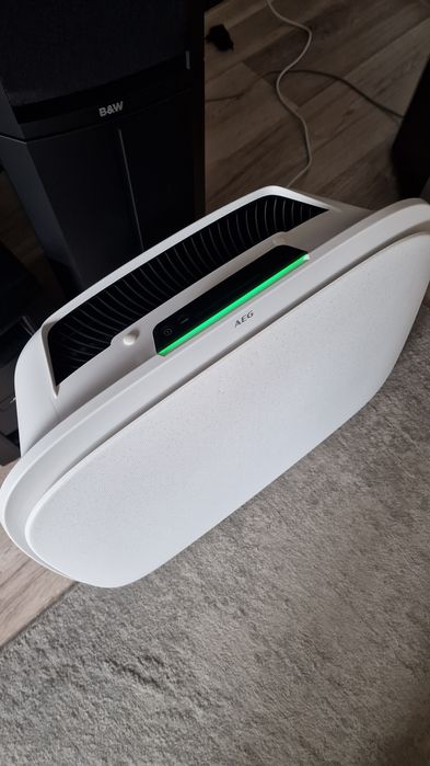 Purificator umidificator de aer