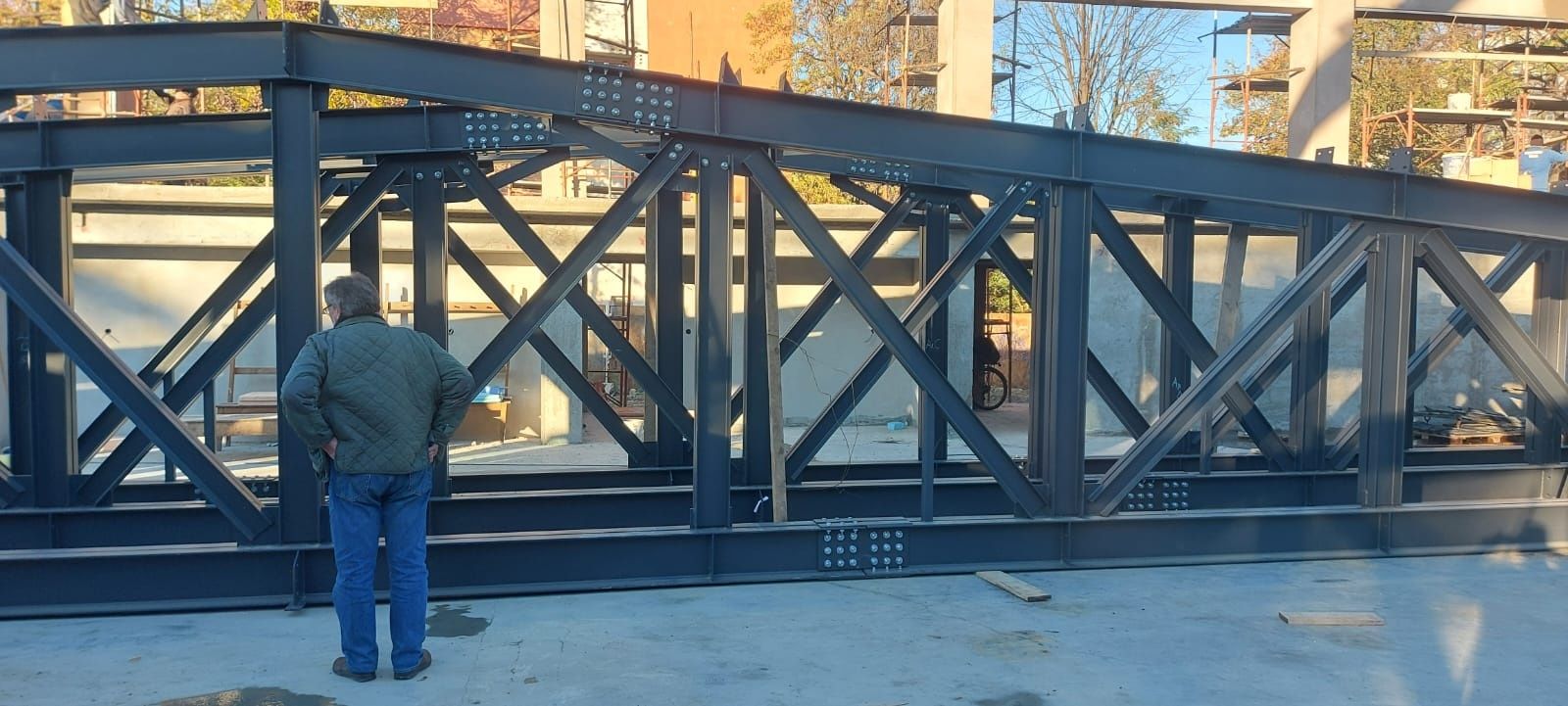 Hale structuri metalice