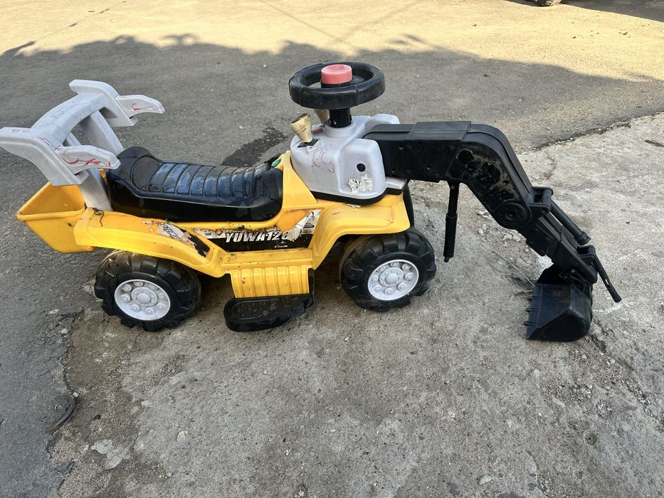 Продам экскаватор