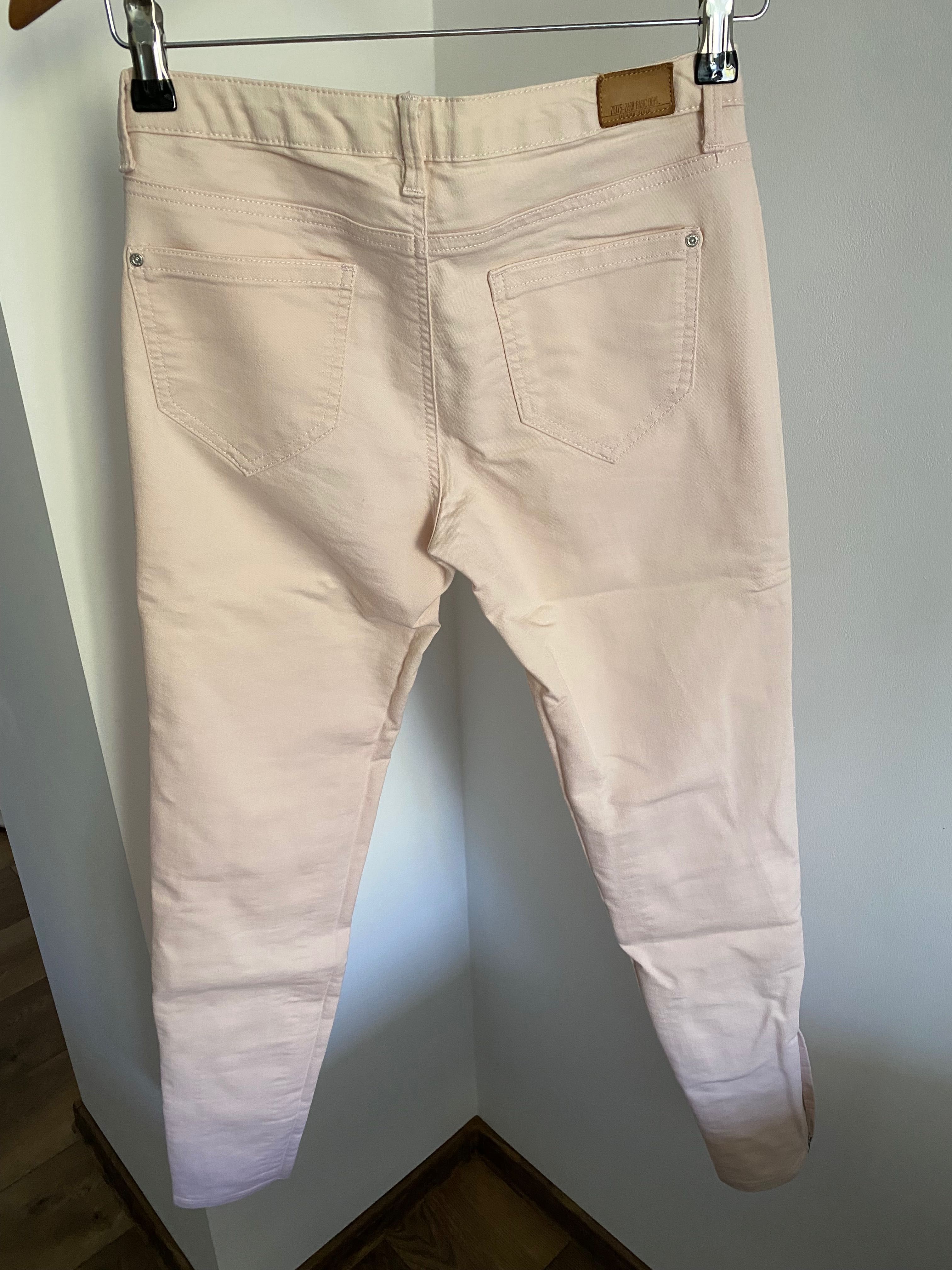 Pantaloni pt. femei, Zara