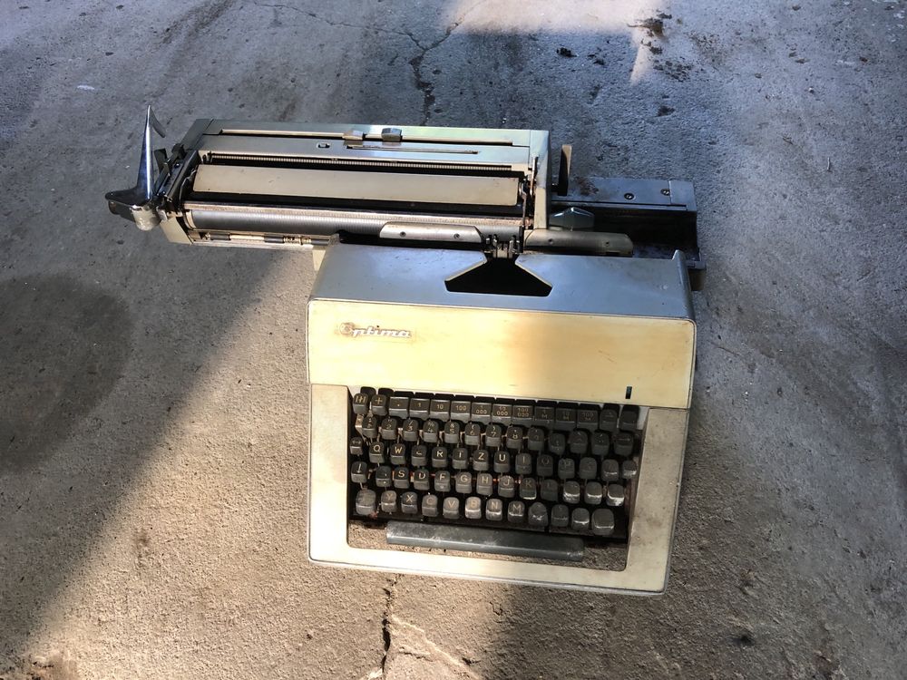 Masina de scris Optima